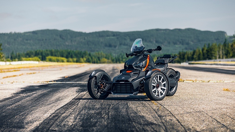 Kent, WA, USA March 30, 2020 Can Am Ryker three wheeled trike parked on an abandoned runway